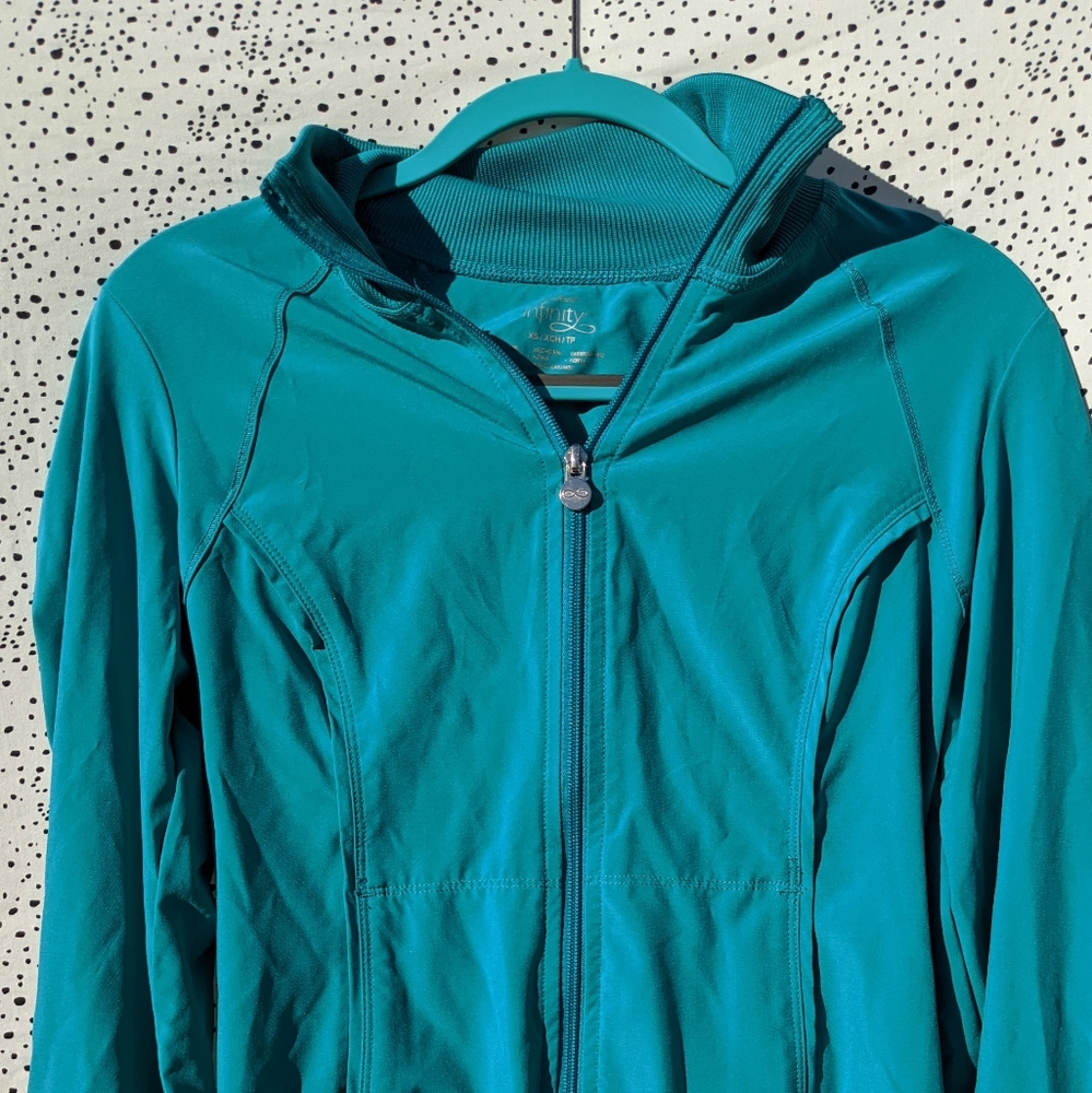 Cherokee Infinity Teal Scrub Jacket XS